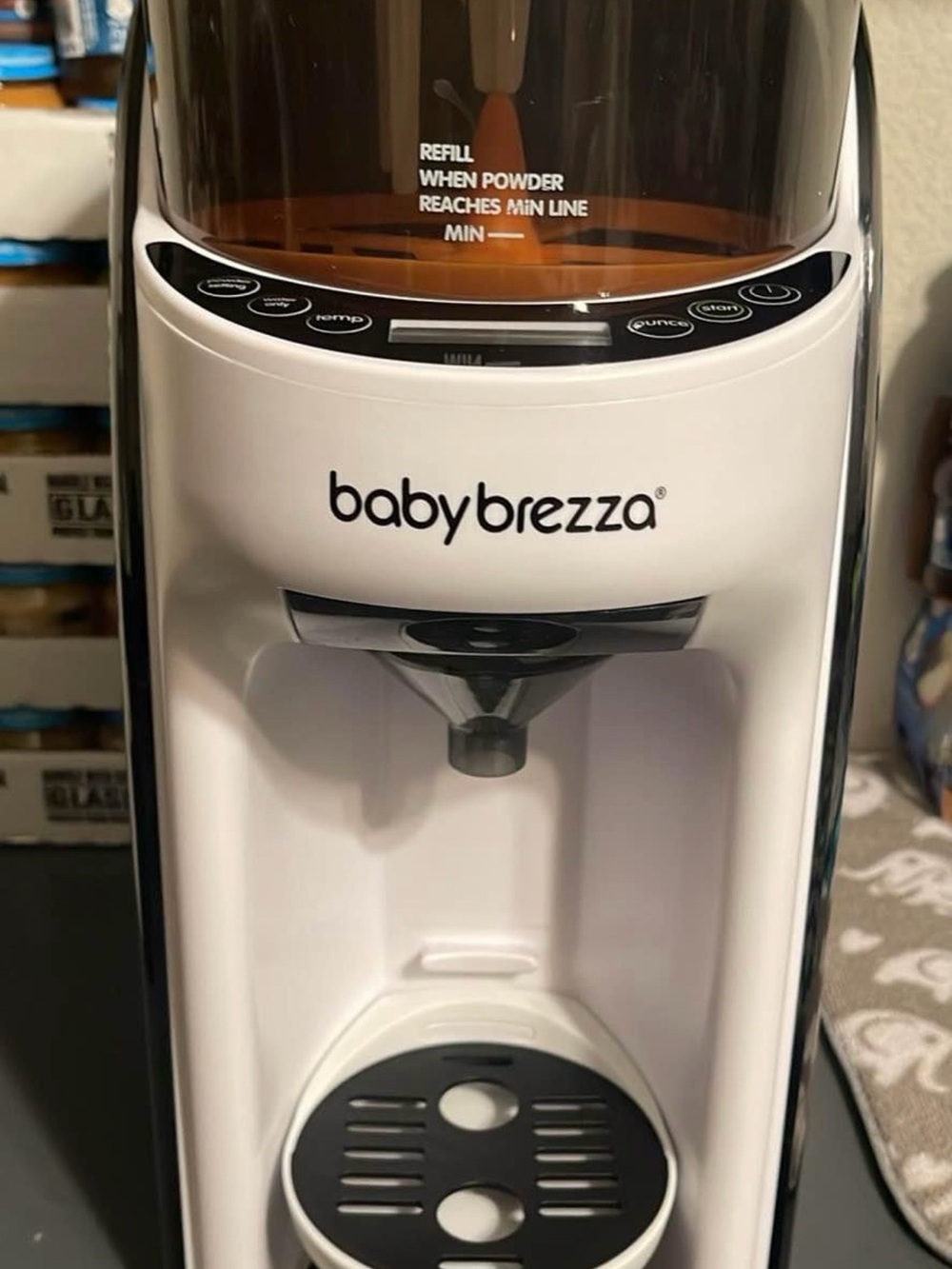 Baby Brezza Formula Pro Advanced Dispenser in White